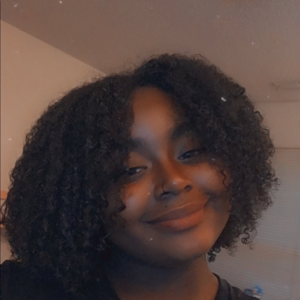 Meet your Posher, Regina